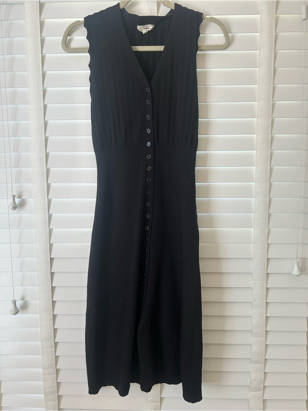 Entro Midi Dress Black Sleeveless Button Down Fitted Small